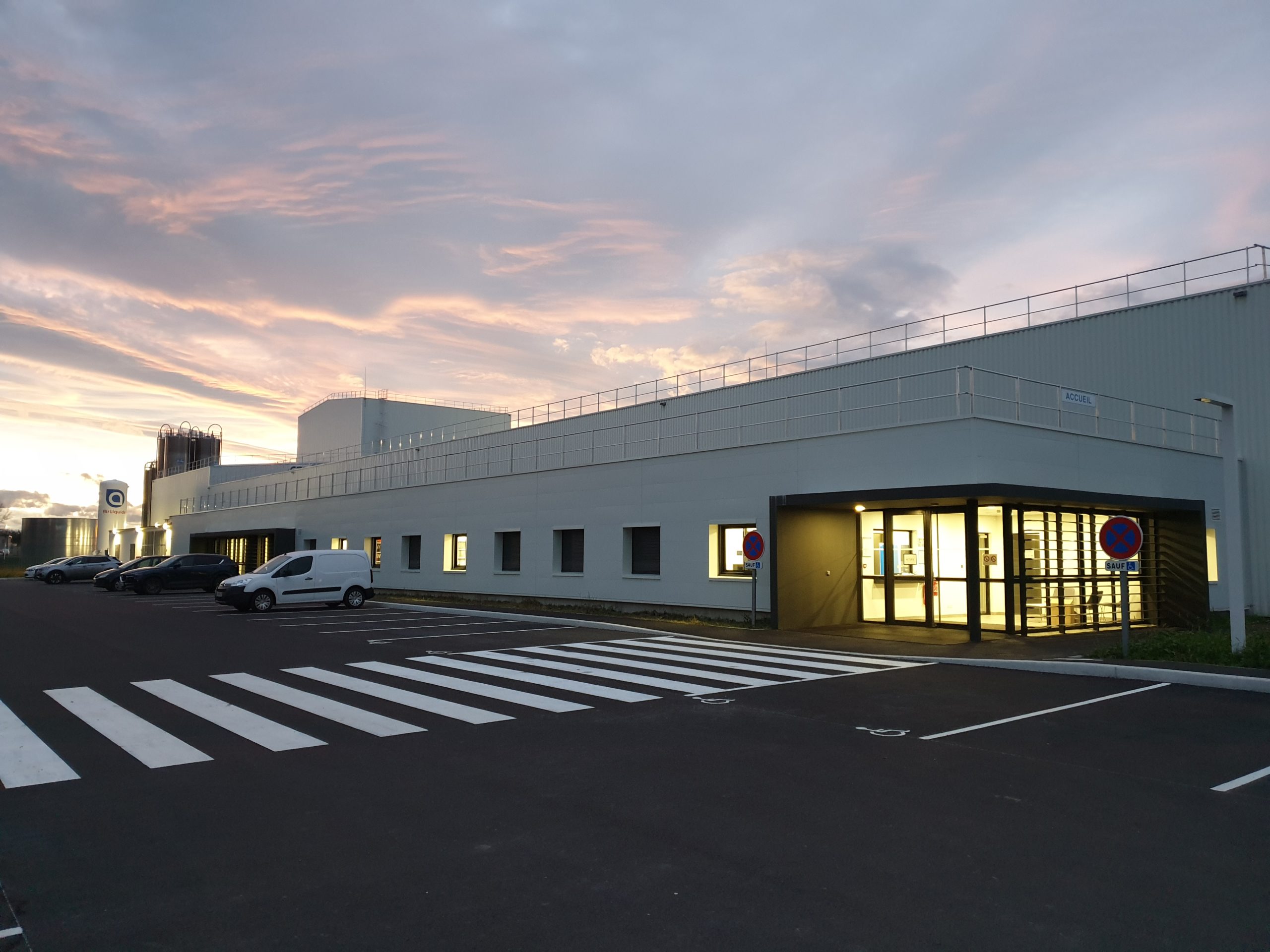 Logo SETAH - Installateur RGE panneaux solaires SAUVAGNON