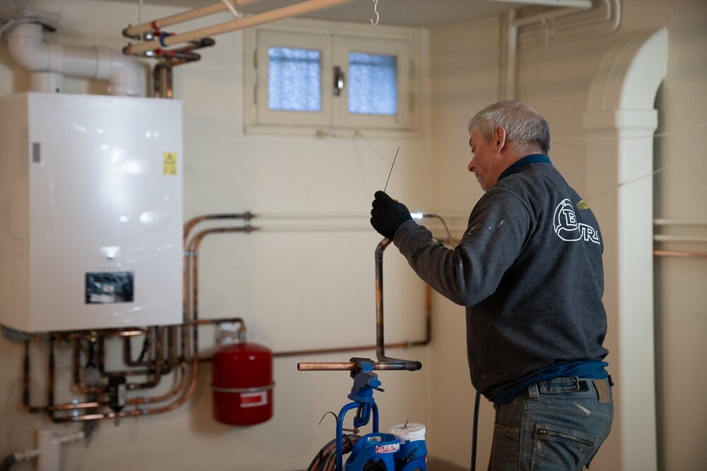 Logo BOURG FRERES - Installateur RGE panneaux solaires SERRES-CASTET