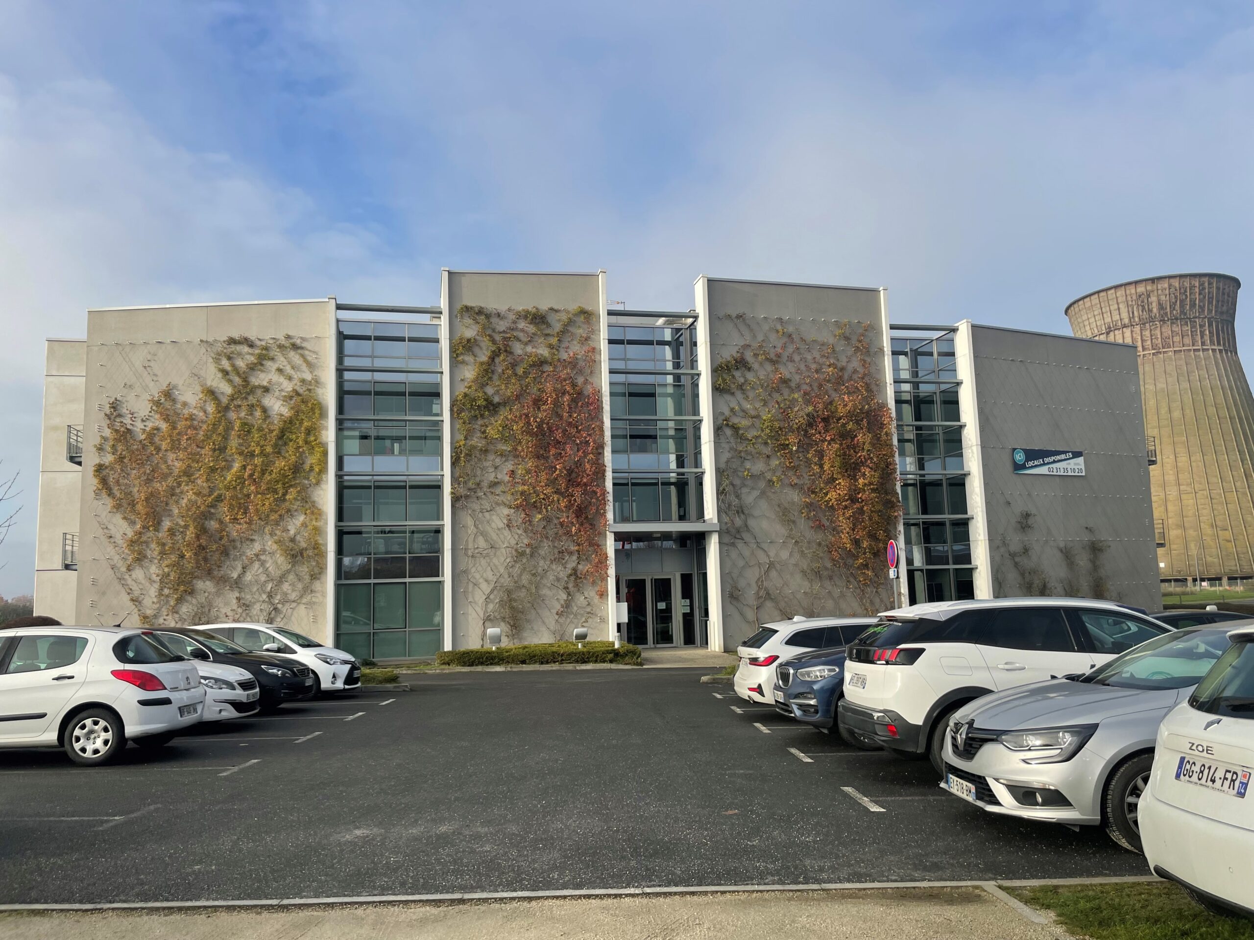 Logo RESO - Installateur RGE panneaux solaires COLOMBELLES