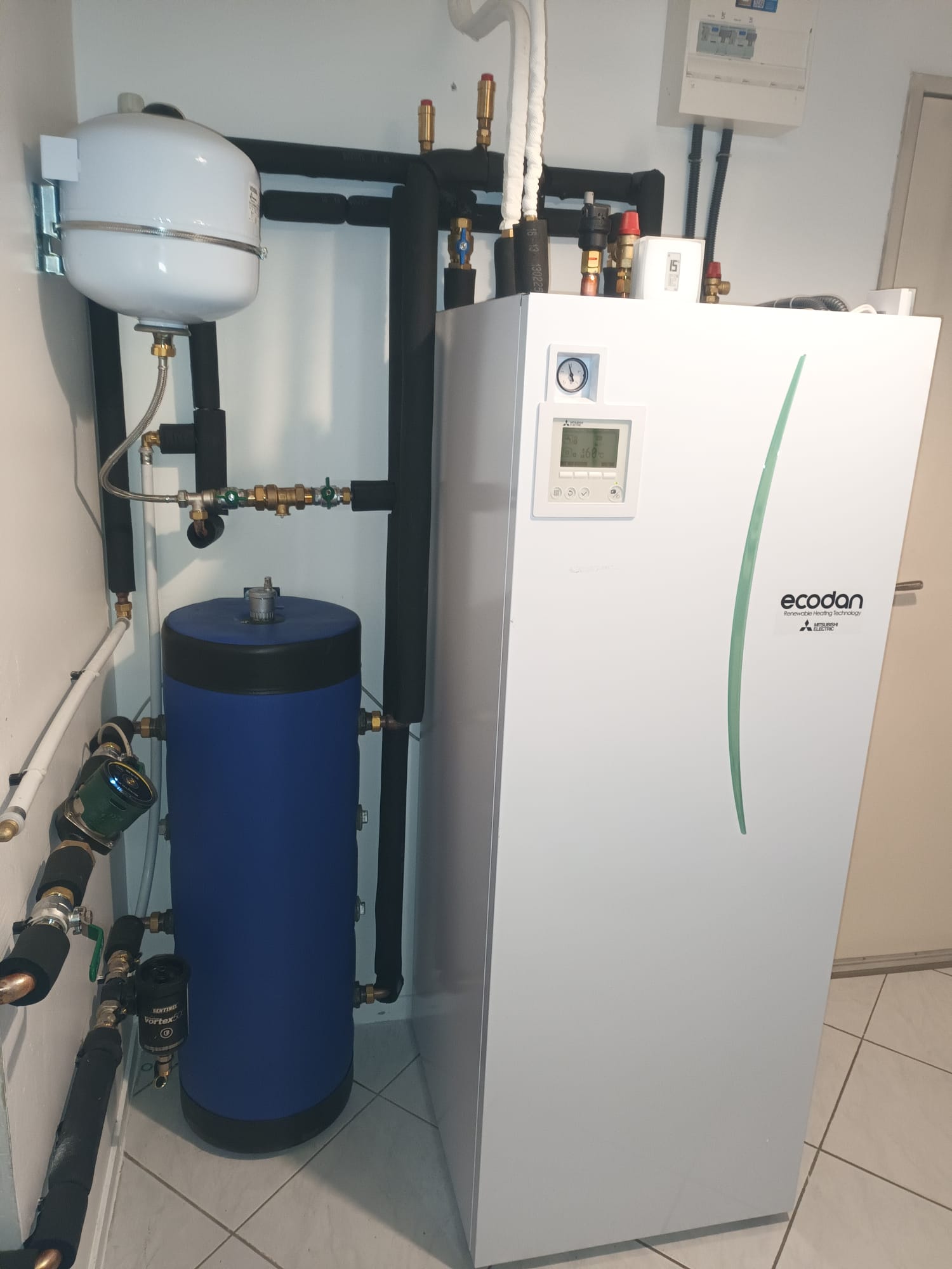 Logo EKP-EKO PULS - Installateur RGE panneaux solaires PONTAULT COMBAULT