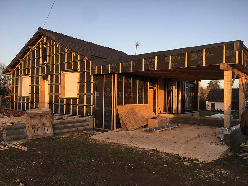 Logo SAS CHALVET CHARLES - Installateur RGE panneaux solaires RIGNAC