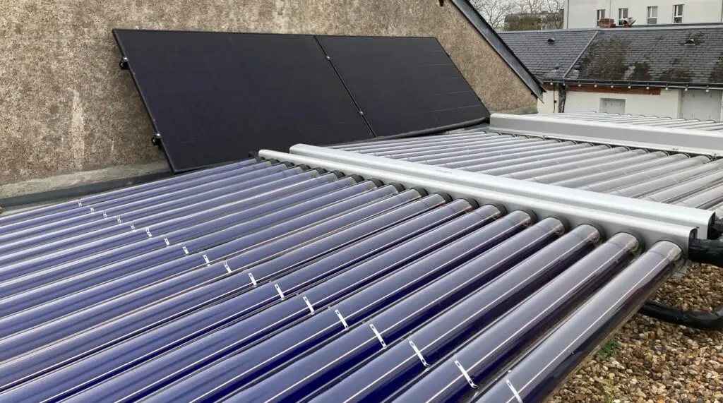 Logo SARL PERRIN NICOLAS - Installateur RGE panneaux solaires LARCAY