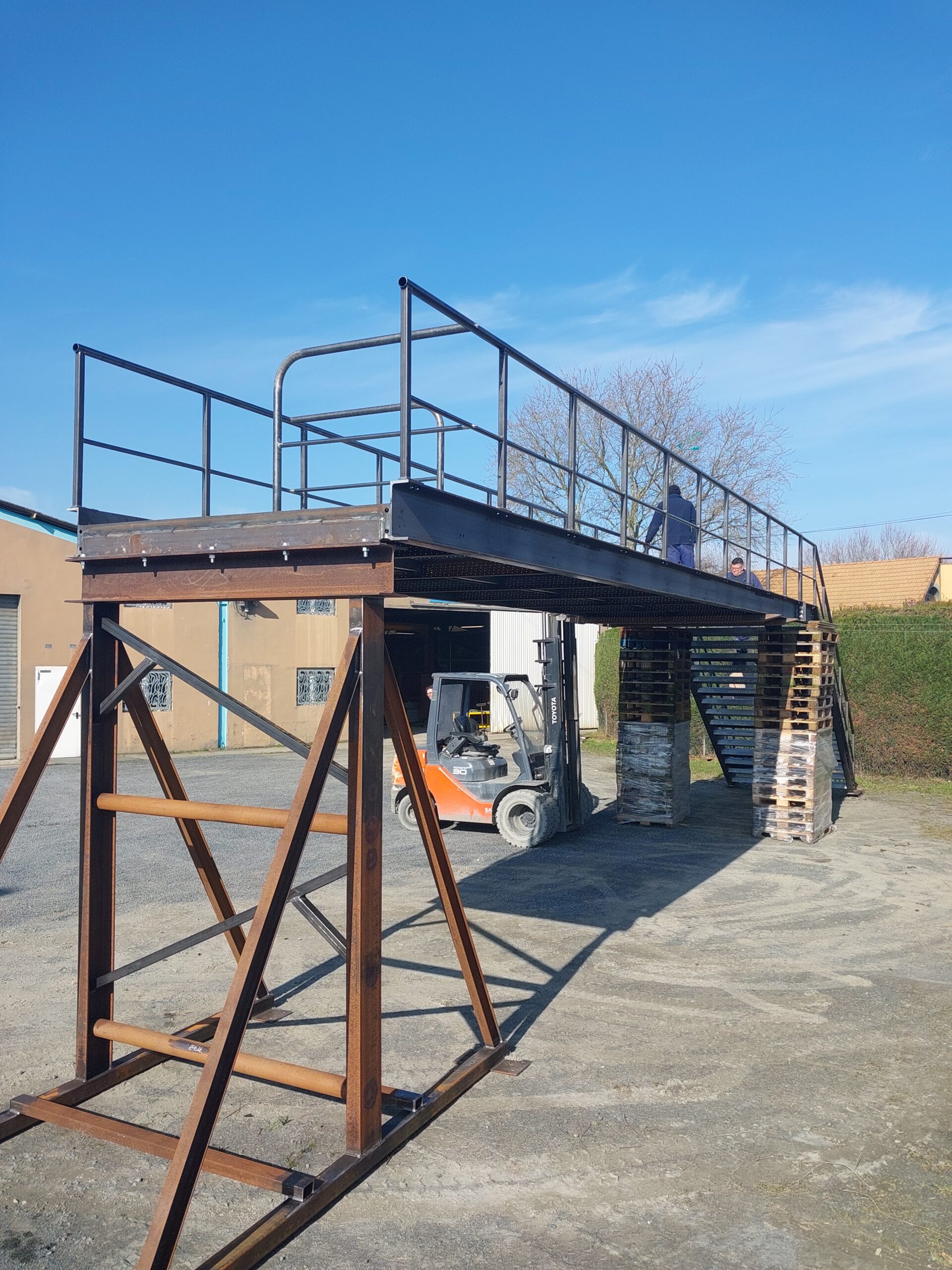 Logo METALTECH LEGIRET - Installateur RGE panneaux solaires SAINT JEAN DE SAVIGNY