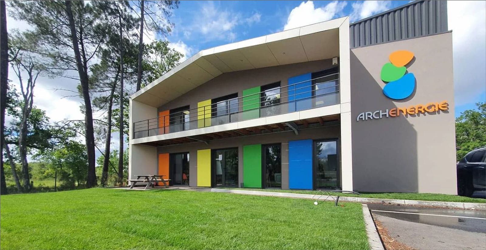 Logo SARL ARCHENERGIE RENOUVELABLE - Installateur RGE panneaux solaires LE HAILLAN