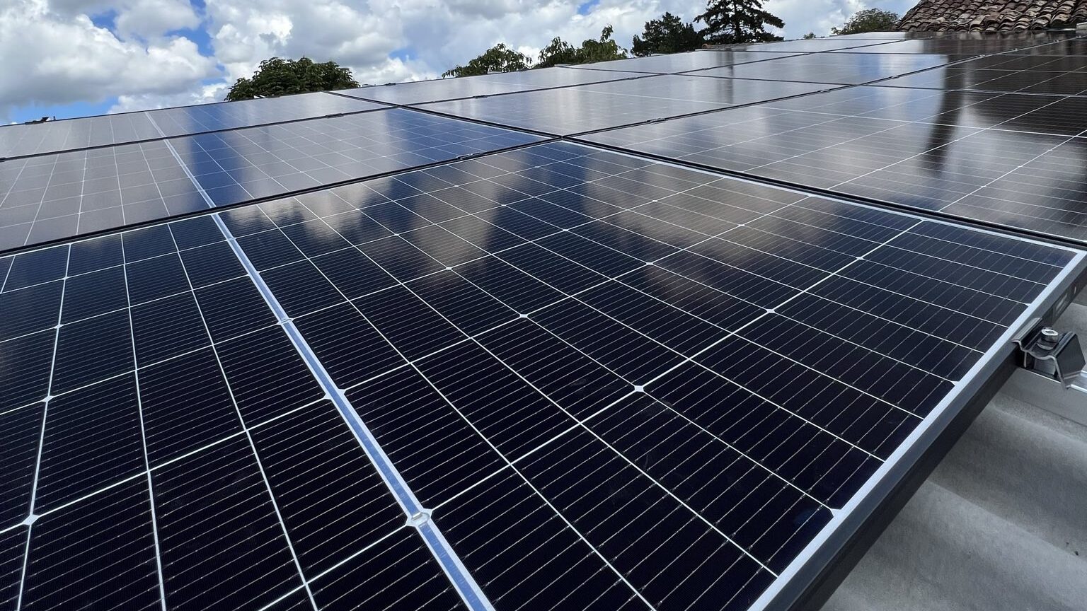 Logo WATTUREL - Installateur RGE panneaux solaires VOUNEUIL SUR VIENNE